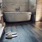 Classe 51 - Con Jacuzzi - Bed & Breakfast Altamura